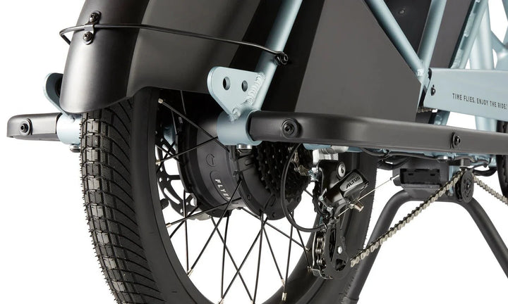 RADIO FLYER Via Pro 750w Step Thru eBike 24x2.4 Street Electric Cargo eBike - Cargo eBike - FLYER|CARGO|SPACE|0319 eBike Super Shop